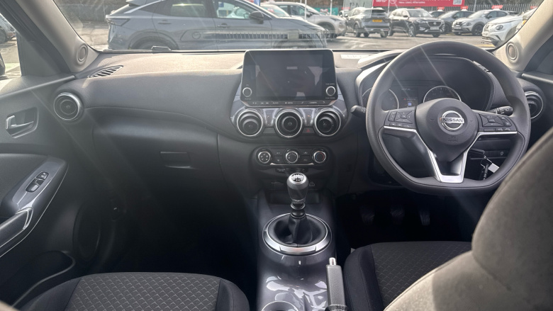 Nissan Juke 1.0 DiG-T 114 Acenta 5dr Petrol Hatchback